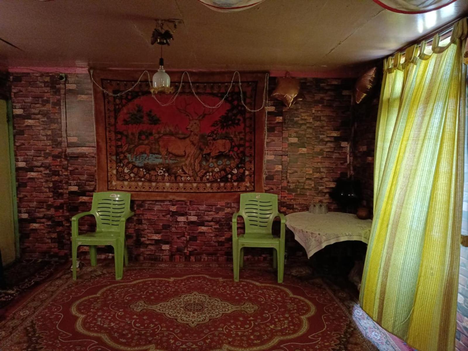 Hotel Island Srīnagar 外观 照片